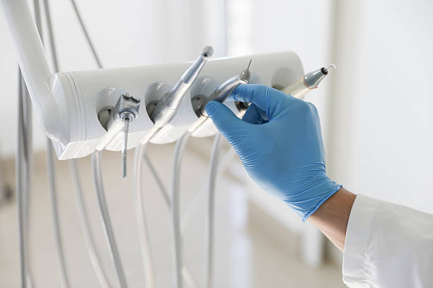 Professional Emergency Dentist technician working in Wilton, CA